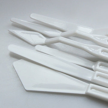 PLASTIC KNIFE SET